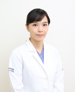 医師 林 伸子